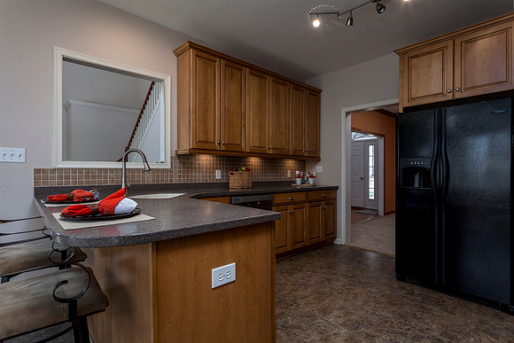 47-MAPLE-LANE-COATESVILLE-  (55)