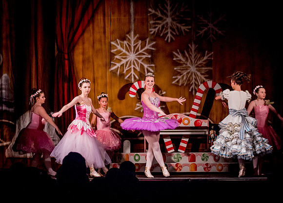 Nutcracker-Friday- (350)