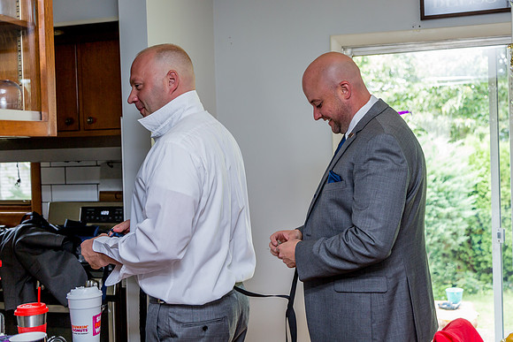 CALABRIA-WEDDING-GUYS-GETTING-READY- (61)