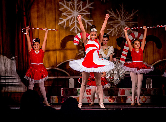 Nutcracker-Friday- (300)