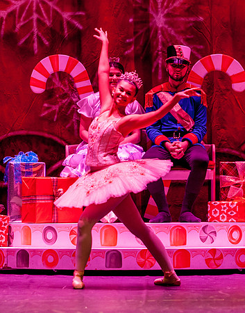 RA-NUTCRACKER-2018-SUGARPLUM- (20)