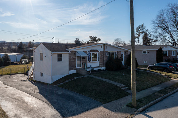 529-PALMER-RD-CONSHOHOCKEN-PA- (4)