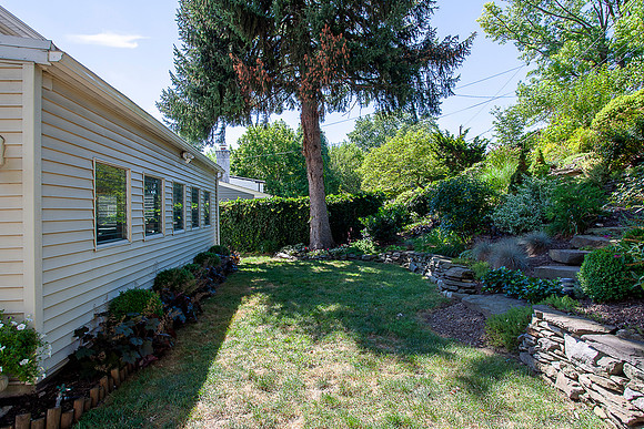 141-LEWIS-RD-HAVERTOWN-PA- (35)