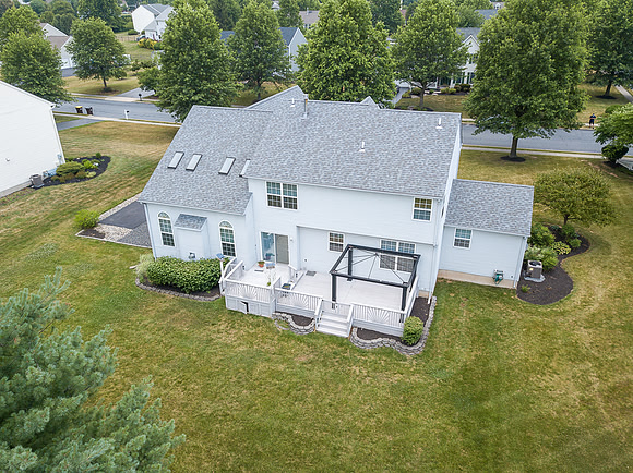 2302-McArthur-Dr-Hatfield- (10)