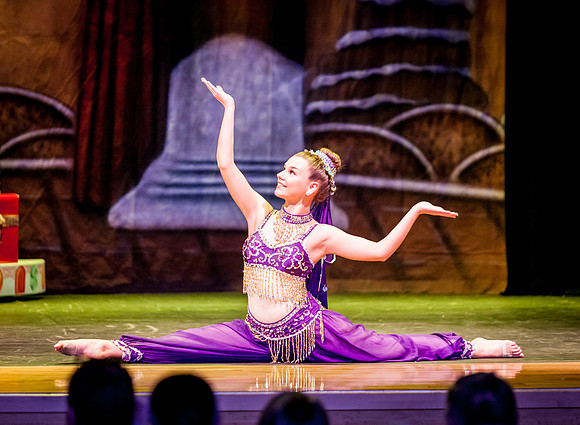 RA-NUTCRACKER-2018-ARABIAN- (35)