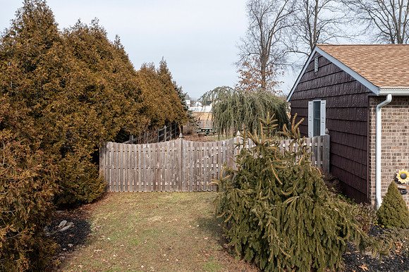 111-MAPLE-ST-GILBERTSVILLE- (18)