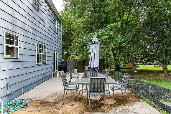 2406-COUNTRY-CIRCLE-EAGLEVILLE- (26)