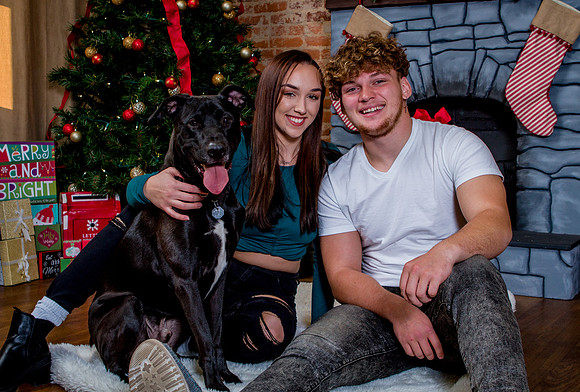 Alyssa-and-Avery-Xmas-2020- (5)