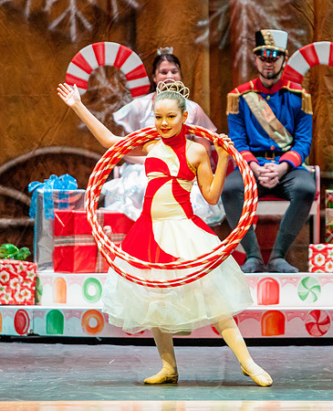 RA-NUTCRACKER-2018-CANDYCANE- (8)