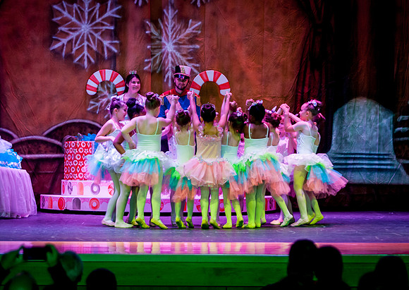 RA-NUTCRACKER-2018-BONBON- (32)