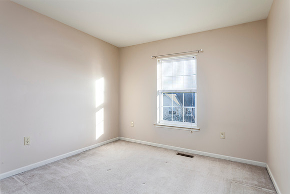1047-SQUARE-DR-PHOENIXVILLE- (31)