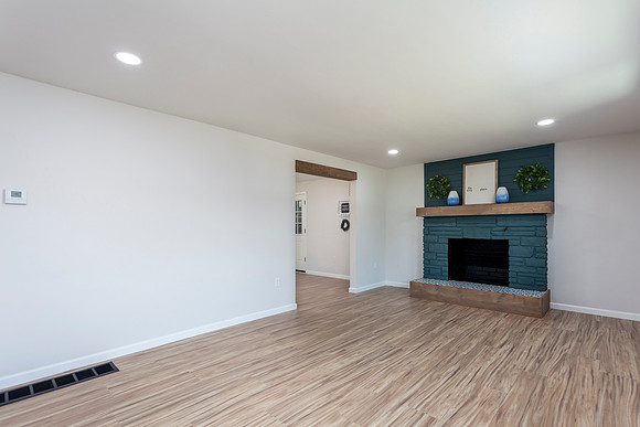 1215-TOWNSHIP-LINE-RD-PHOENIXVILLE- (32)
