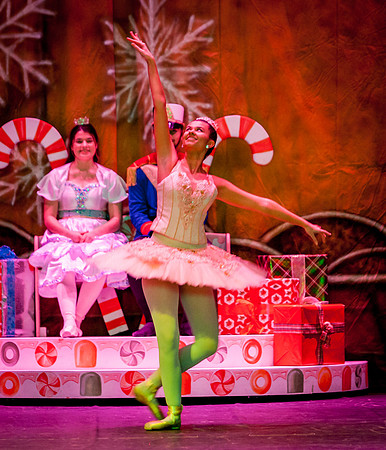 RA-NUTCRACKER-2018-SUGARPLUM- (25)