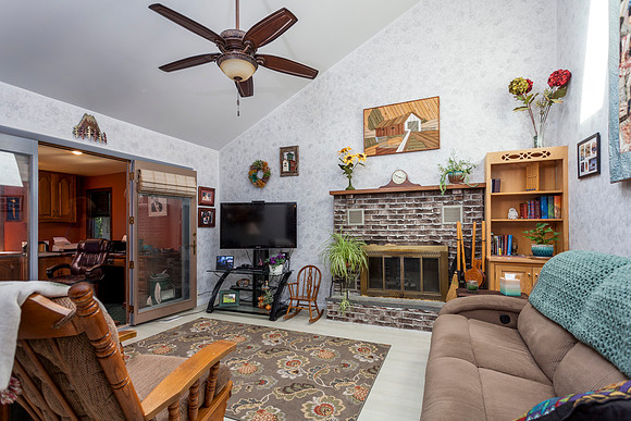 1672-N-ADAMS-ST-POTTSTOWN- (38)