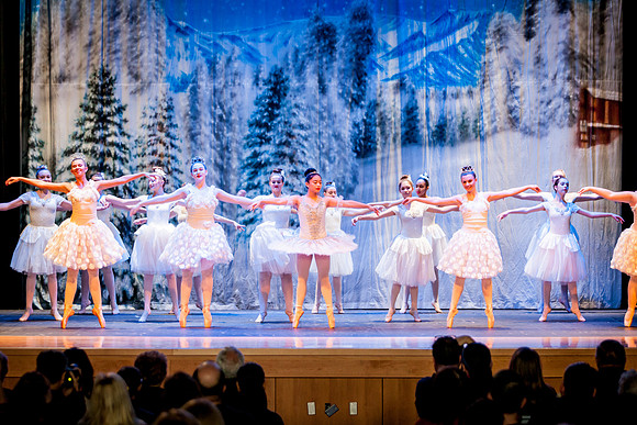 RA-NUTCRACKER-2018-SNOW- (55)