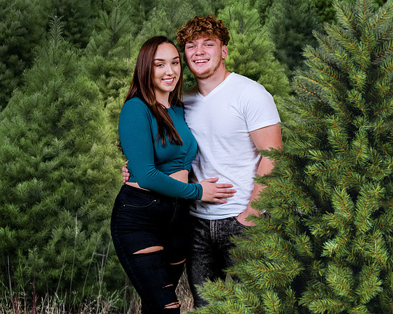 Alyssa-and-Avery-Xmas-2020- (12)