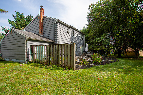 2406-COUNTRY-CIRCLE-EAGLEVILLE- (20)