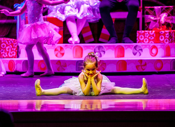 RA-NUTCRACKER-2018-BONBON- (1)