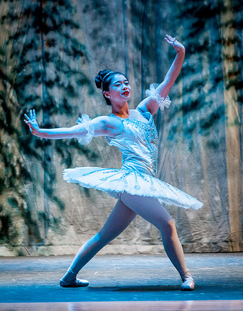 RA-NUTCRACKER-2018-SNOW- (32)