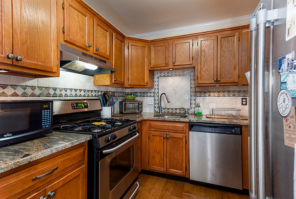 622-MEADOWVIEW-LANE-MONT-CLARE- (23)