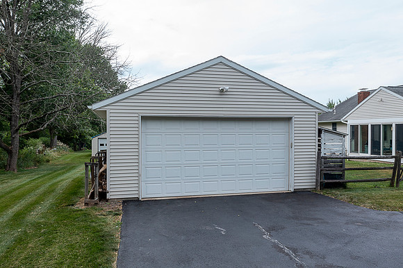 3040-BURTON-DR-GILBERTSVILLE- (18)